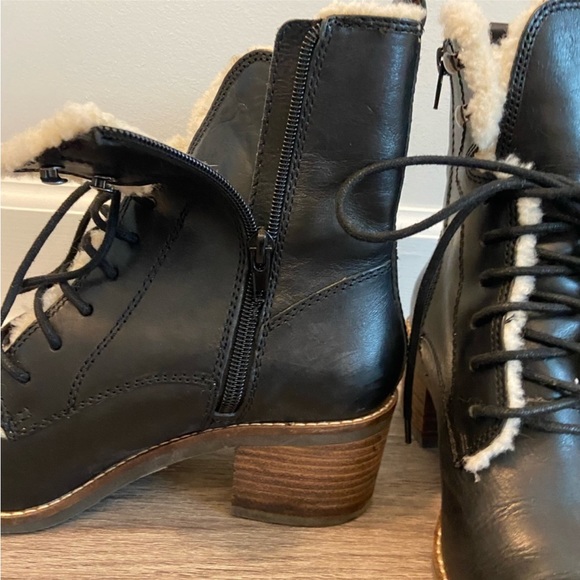 Black Lucky Brand lace up, sherpa lined boots - Picture 2 of 5